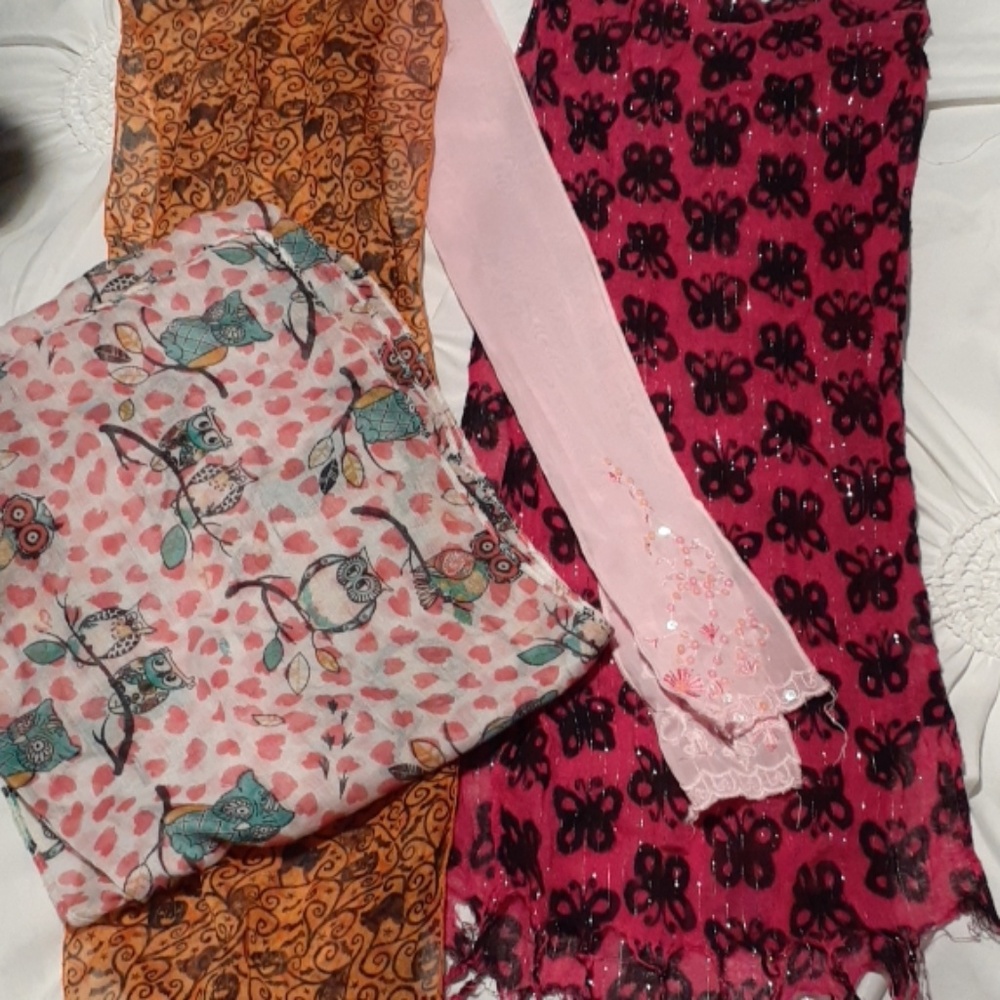 Bundle of girls scarves